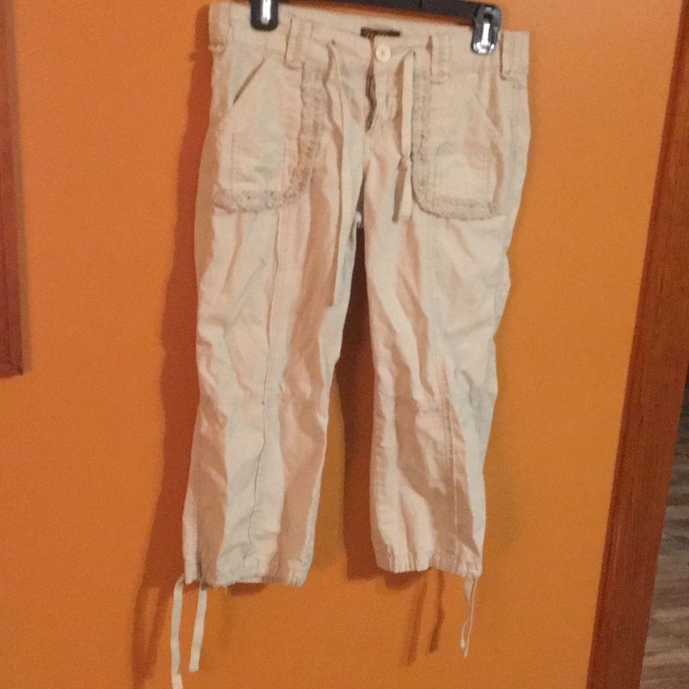Khakis capris
